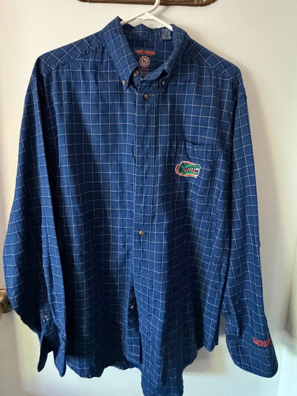 Three Square Florida Gators Men's Blue Plaid Button Down Shirt Long Sleeve Large